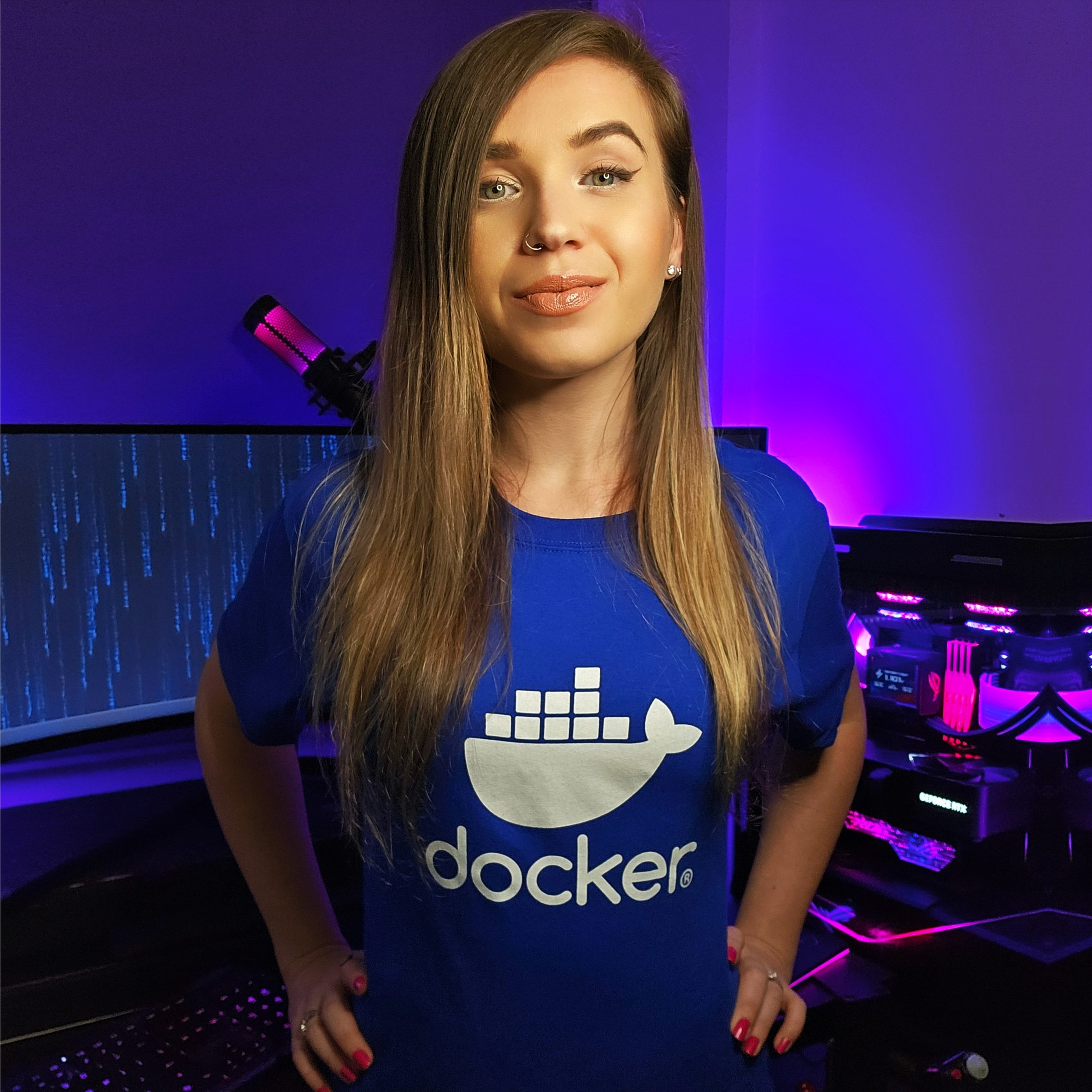 Mariya Sha presenting Docker technology